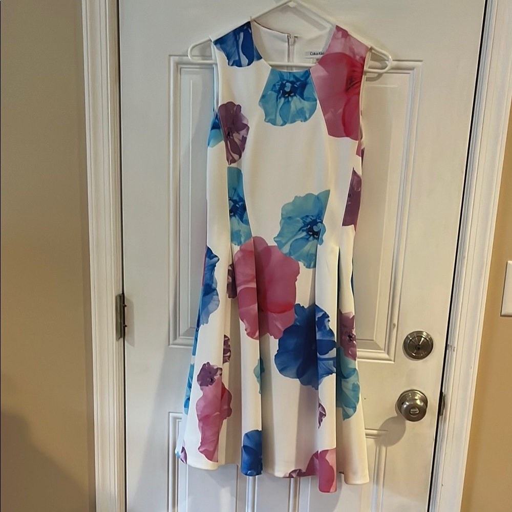 Calvin Klein Floral Sleeveless Dress size 4